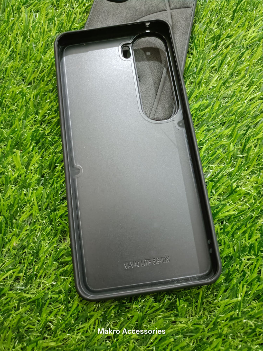 Vivo Y200 4G Soft Silicone Leather Puloka Design Back Cover