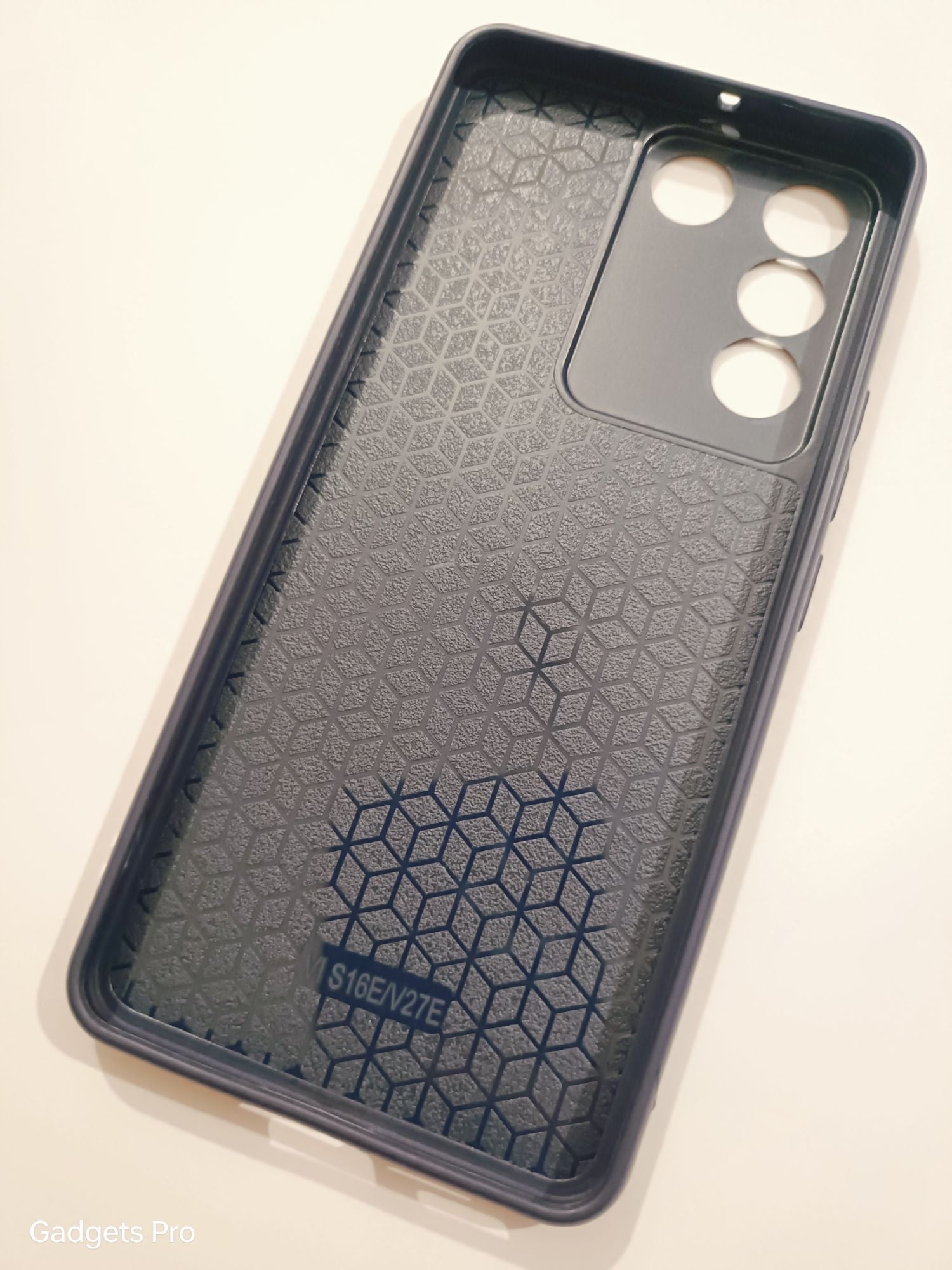 Vivo V27E Soft Silicone Embroidery Polo Design Back Cover