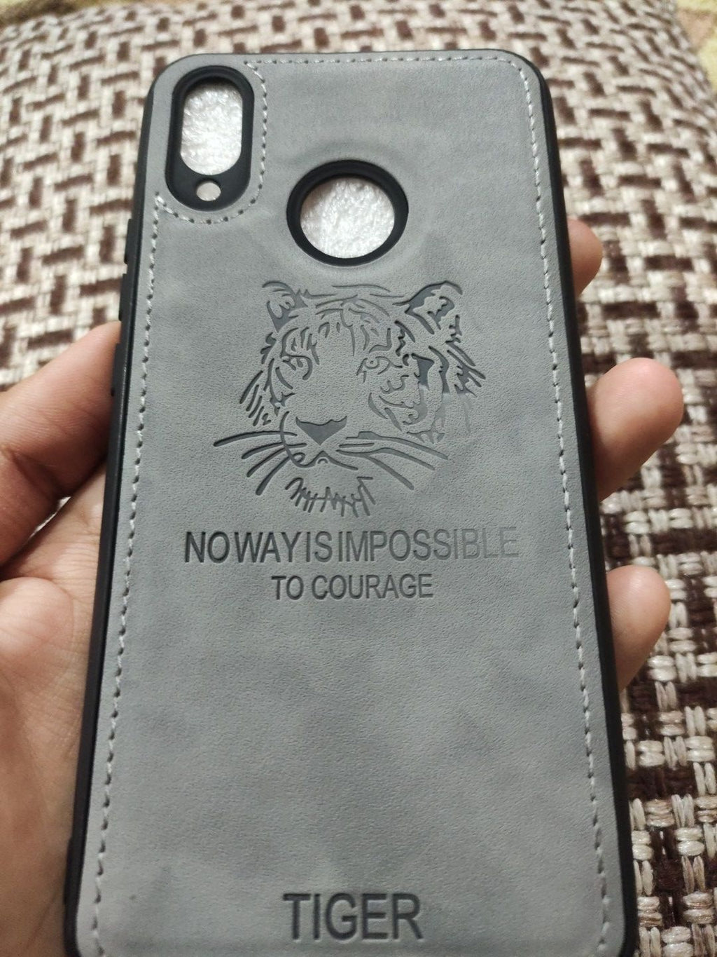 Huawei Nova 3i Soft Silicone Tiger Print Cloth Back Cover