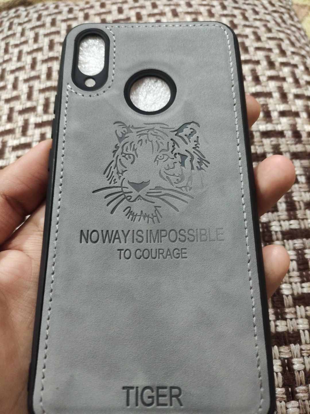 Huawei Nova 3i Soft Silicone Tiger Print Cloth Back Cover