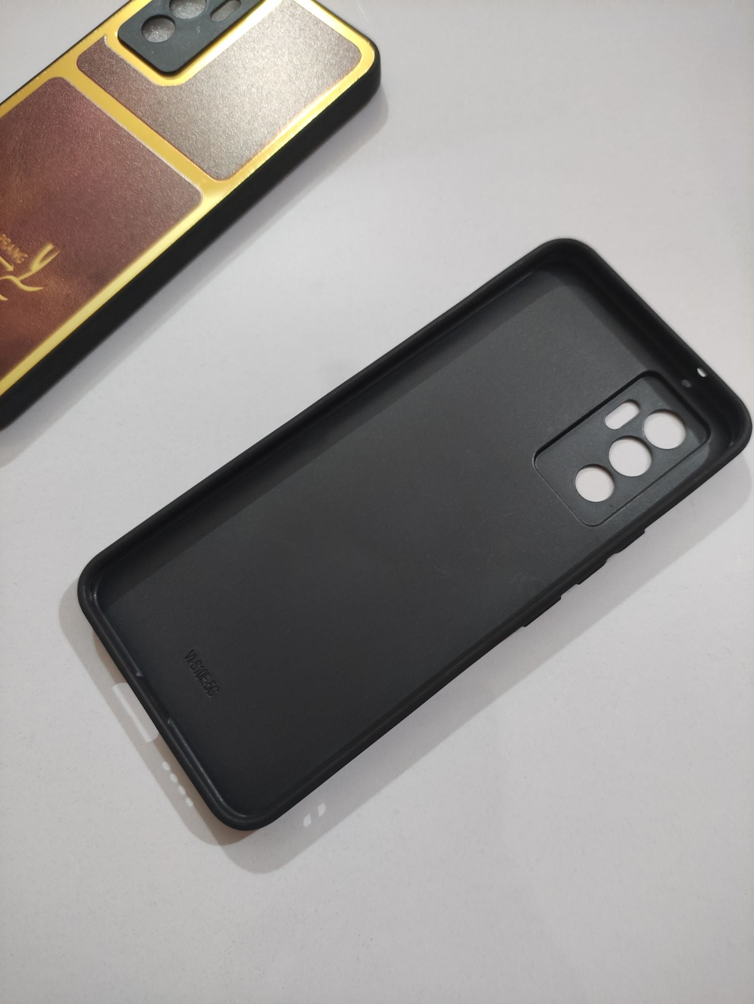 Vivo V23E PU Golden Stripe Design Back Cover