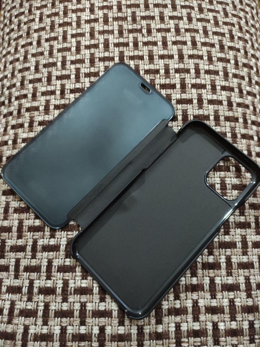 iPhone 11 Pro 5.8" PC Clear View Standing Flip Cover