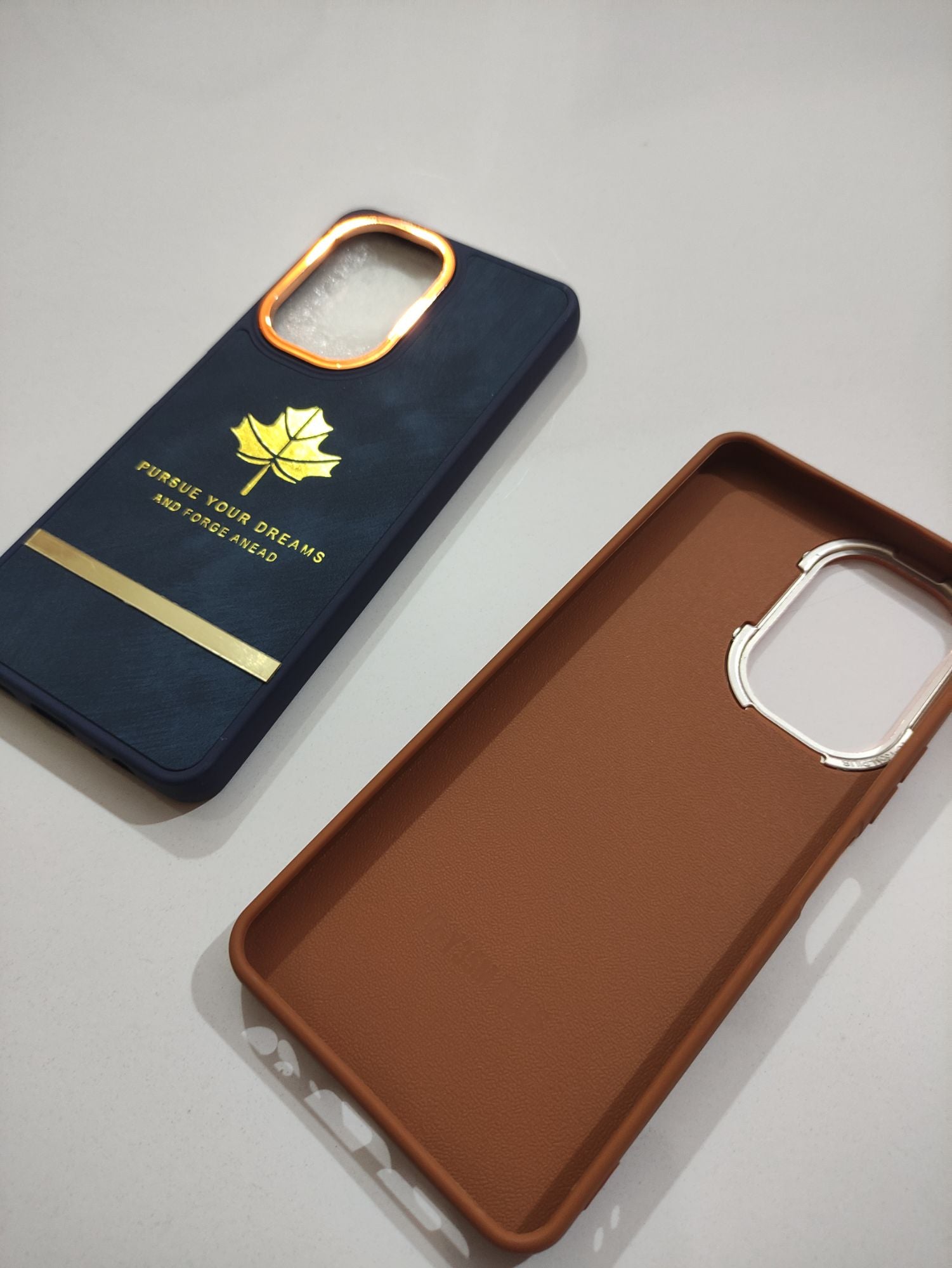 Vivo Y27 Soft Silicone PU leather Golden Stripe Design Back Cover