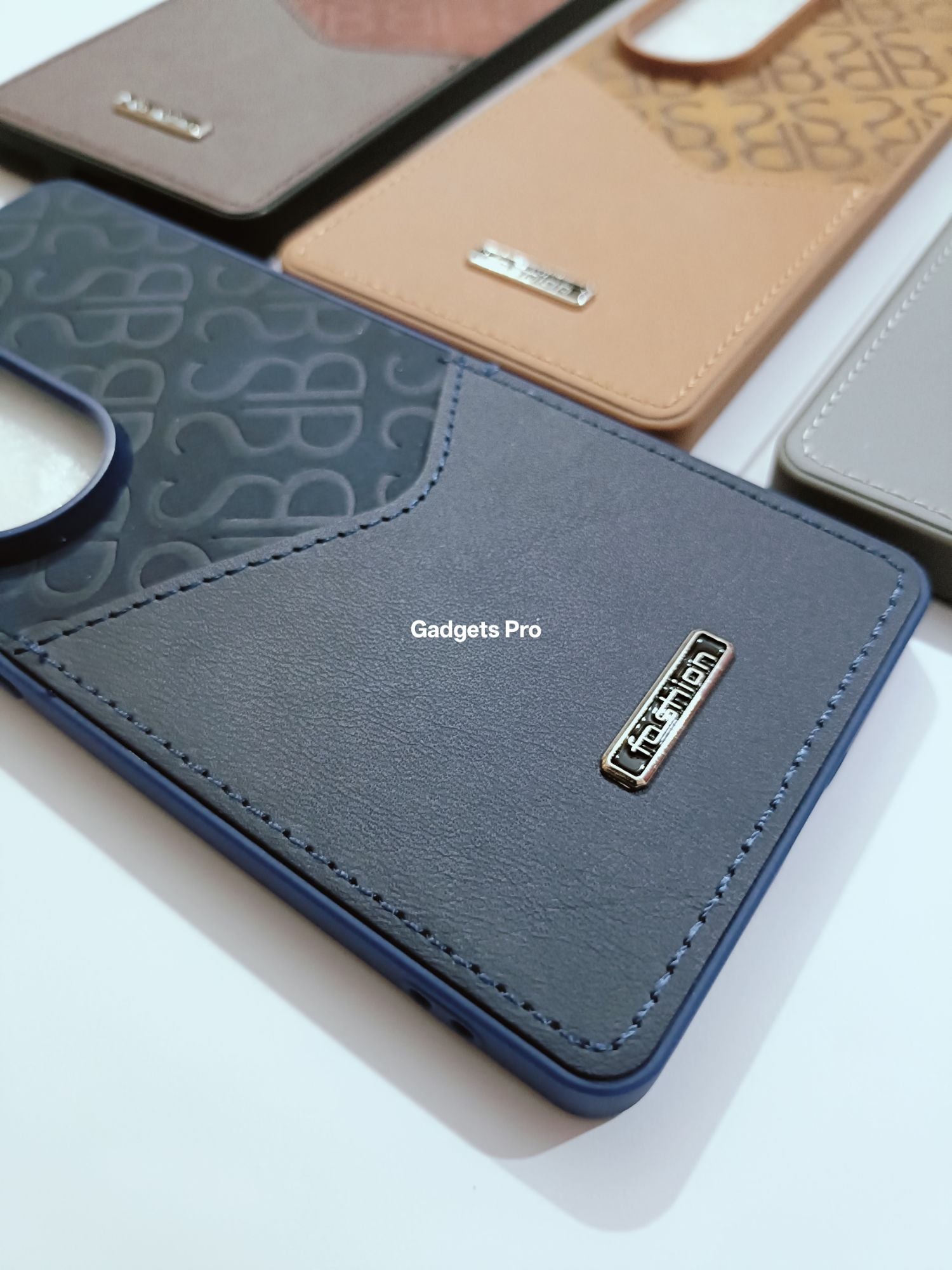 Vivo V40 Soft Leather Design PU Cover with Back Pocket