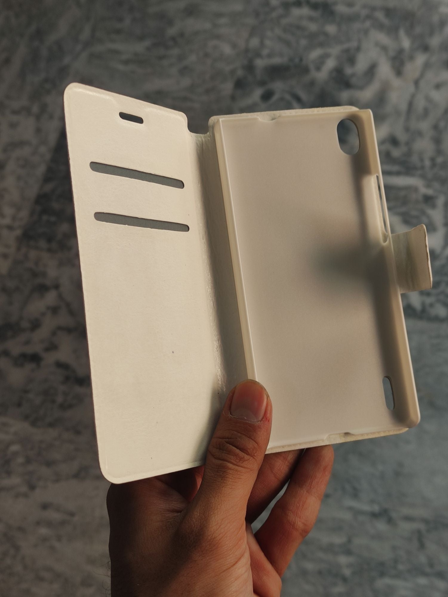 Huawei Ascend P7 Premium Quality White Leather Flip cover