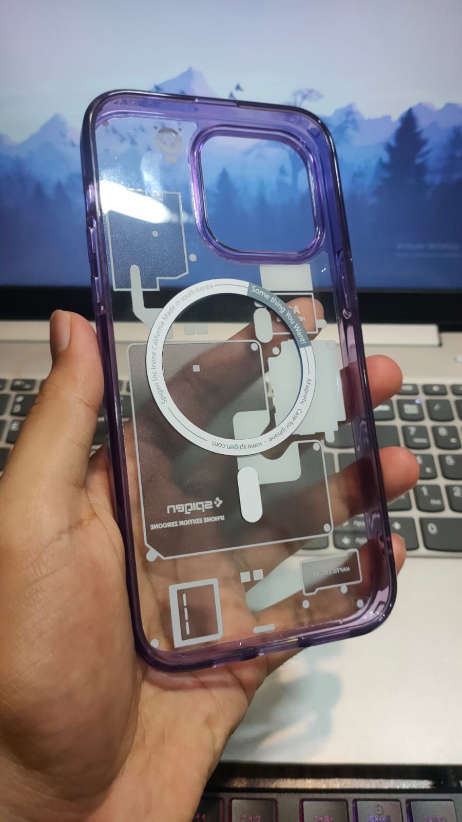 iPhone 14 Pro Max Spigen Magfit Ultra Hybrid Zero Back Case