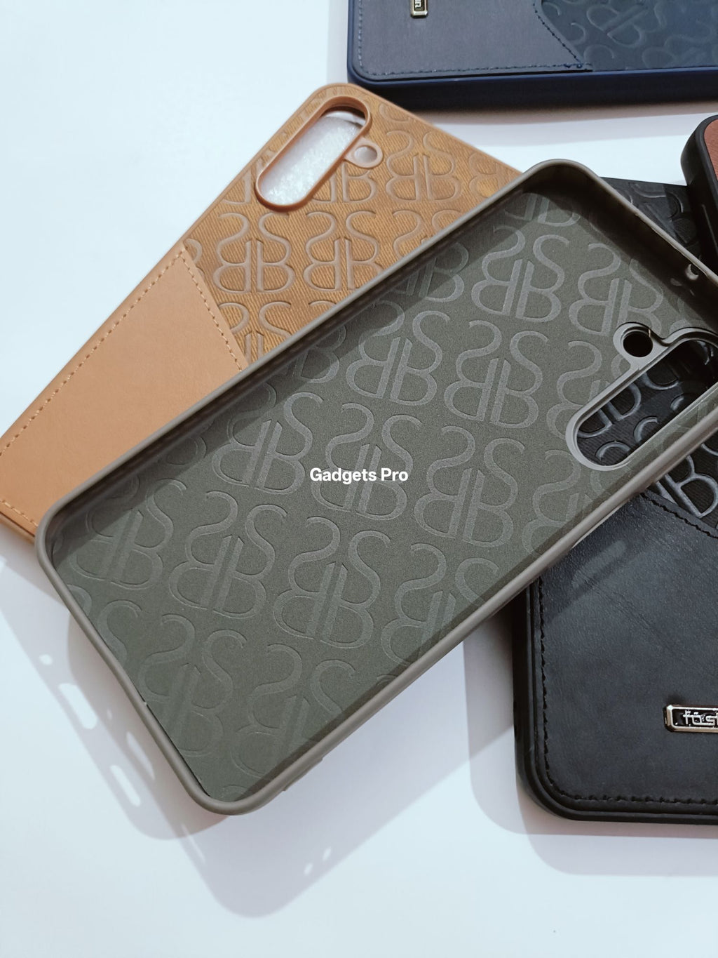 Samsung Galaxy A16 Soft Silicone Leather Design PU Cover with Back Pocket