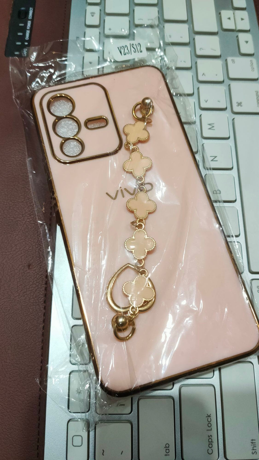 Vivo_V23 Fancy Chain Soft Silicone Chrome Back Cover