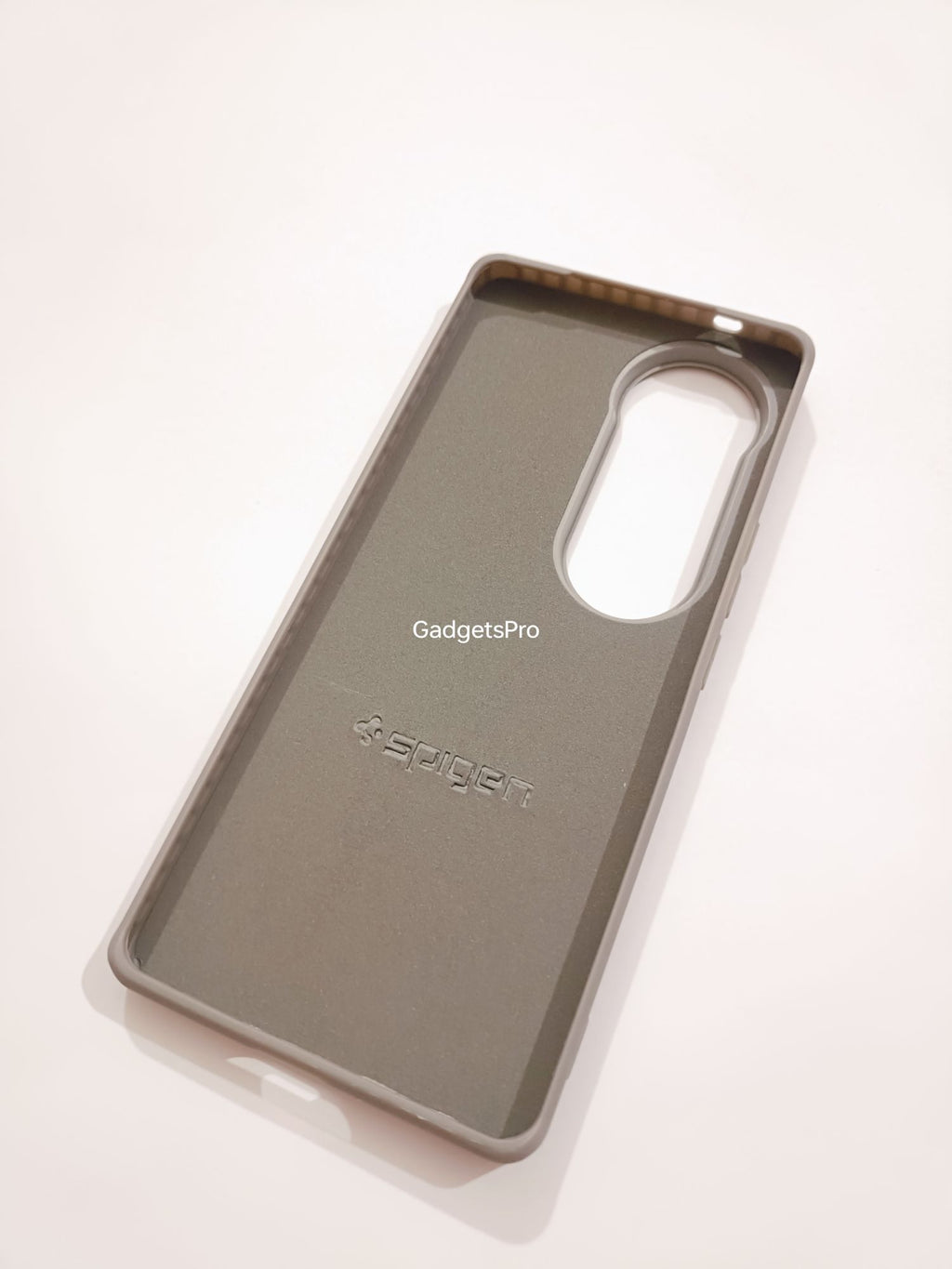 Vivo V40 Premium Quality PU Spigen Leather Tecture Back cover