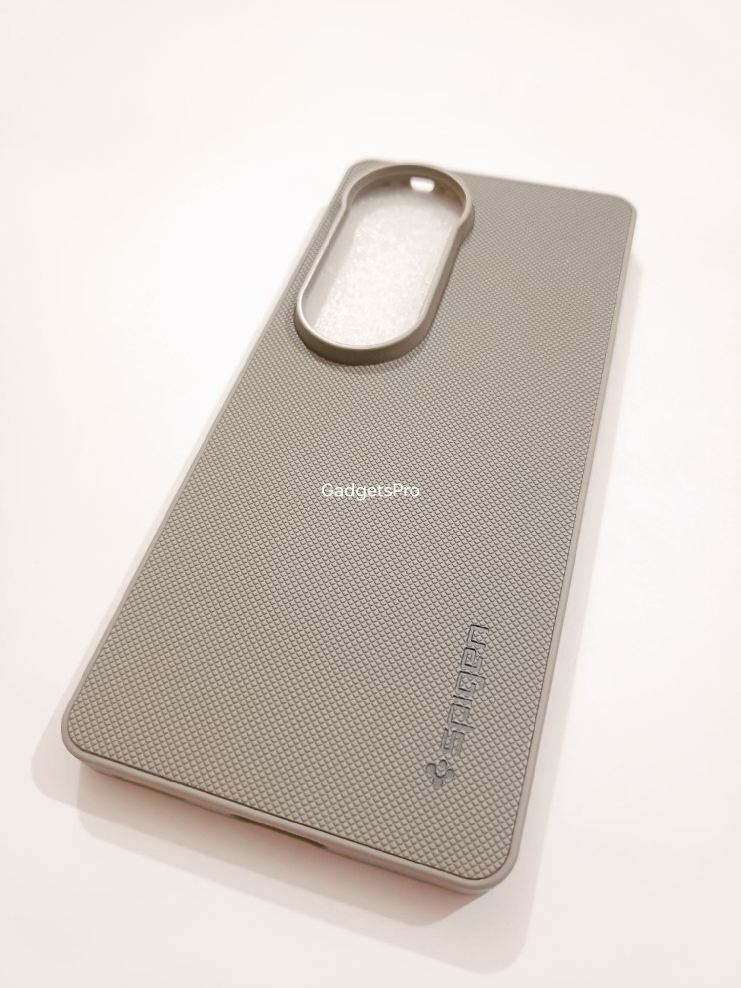 Vivo V40 Premium Quality PU Spigen Leather Tecture Back cover
