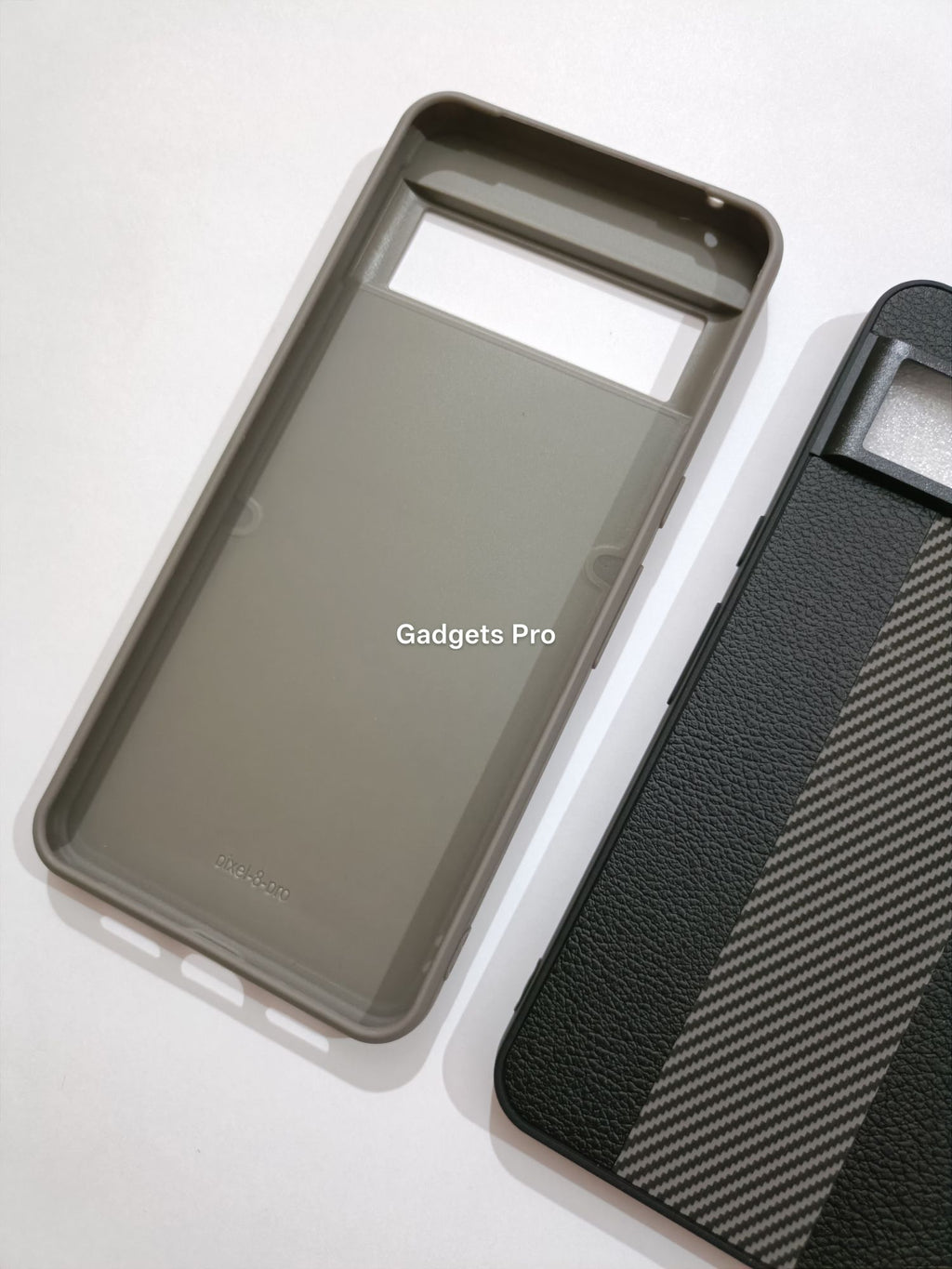 Google Pixel 8 Pro PU Carbon Fiber Design Back Cover