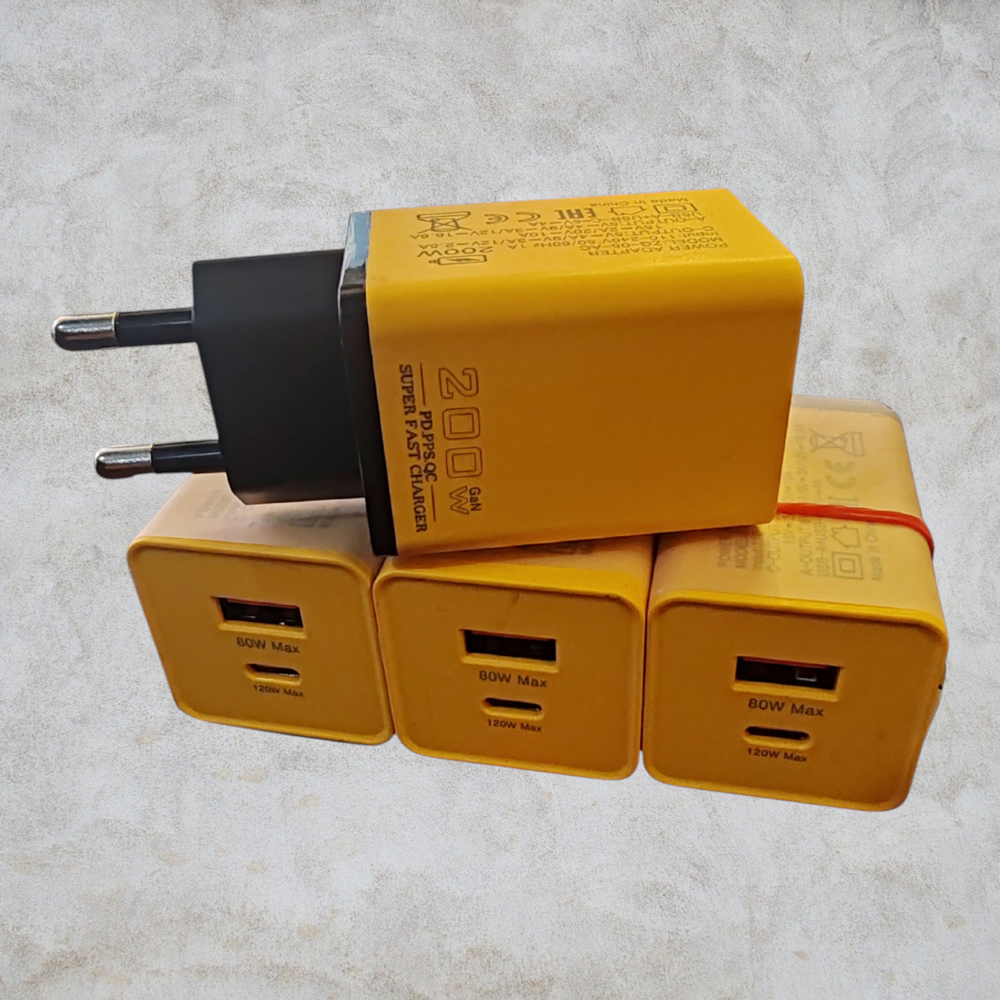 200W PD Fast Charger Universal Compatibility Dual Port USB 80W and Type C 120W